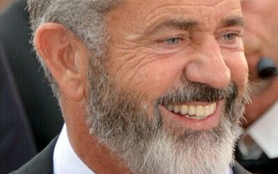 Mel Gibson visita al apóstol Santiago