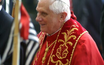 Respuesta de Benedicto XVI a los críticos de su ensayo