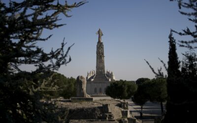 Mons. Ginés García Beltrán nos invita a consagrar España al Corazón de Jesús