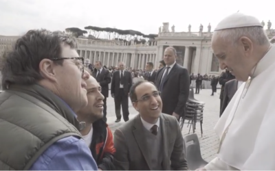 Pablo Pineda y Langui visitan al Papa Francisco en el Vaticano