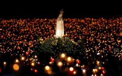 ¿Sabes que rezar el Rosario cambia el mundo?