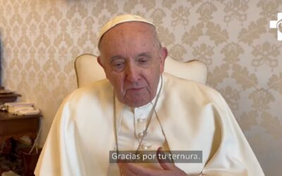 La ternura del Papa hacia EdnaSin Autor